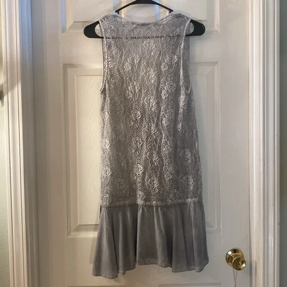Monoreno Gray Ombre Lace Dress Top - Picture 9 of 13